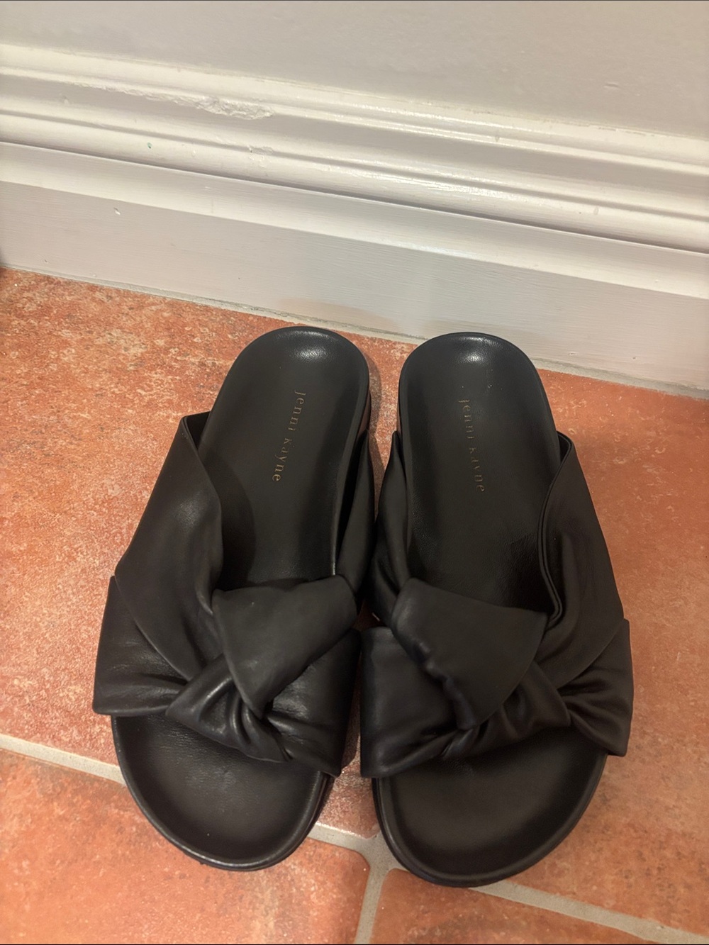 Jenni Kayne Black Knotted Slide Sandals - Picture 3 of 3